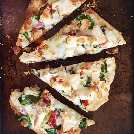 Chicken Artichoke Flatbread - Recipe photo by RaspberriesAndKohlrabi