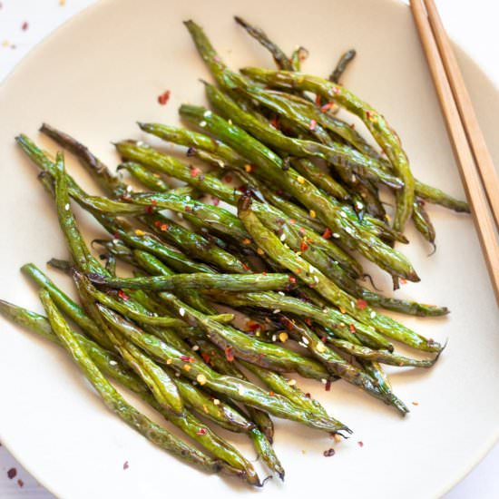 Green Beans with Garlic - Recipe photo by pipingpotcurry