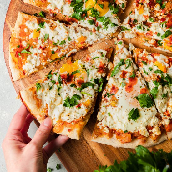 Easy Shakshuka Pizza - Recipe photo by eatlovenamaste
