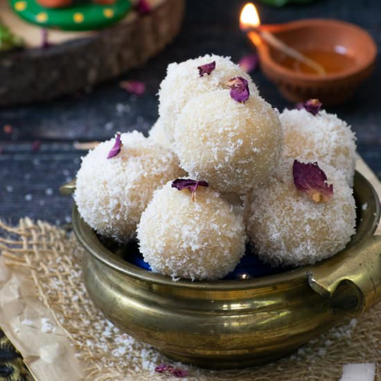 Coconut Ladoo - Recipe photo by somethingiscooking
