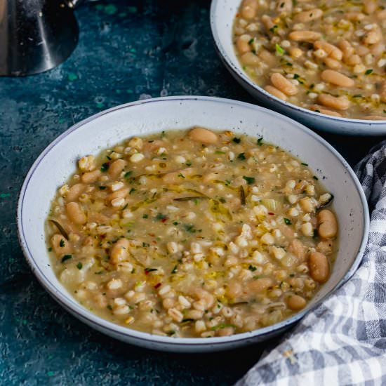 Pressure Cooker Pearl Barley Soup - Recipe photo by TheCookReport