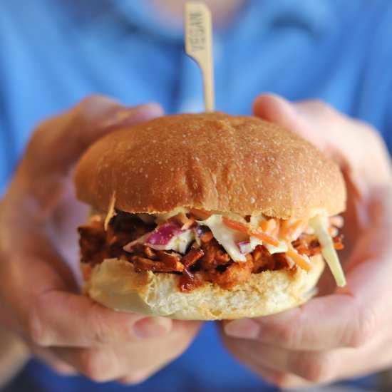 Vegan BBQ sandwich - Recipe photo by cadryskitchen