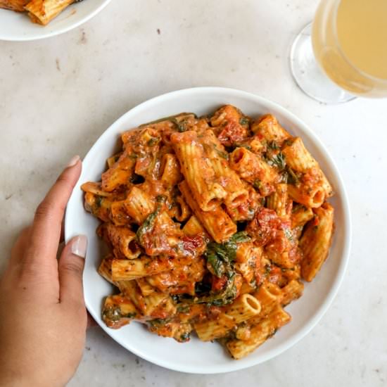 Vegan Sun-dried Tomato Pasta Bake - Recipe photo by cookingwithparita