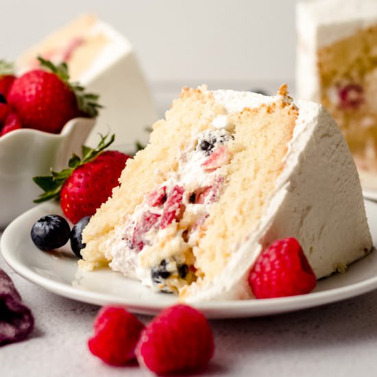 milk & berries cake - Recipe photo by freshaprilflours