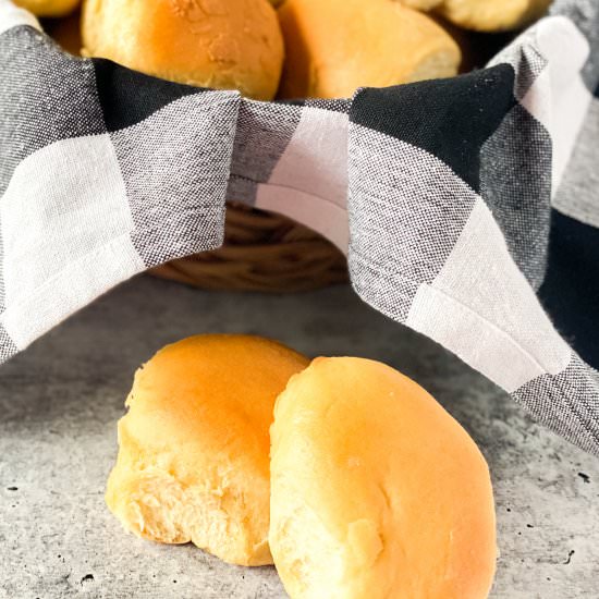 Homemade Hawaiian Rolls - Recipe photo by bklynactivemama