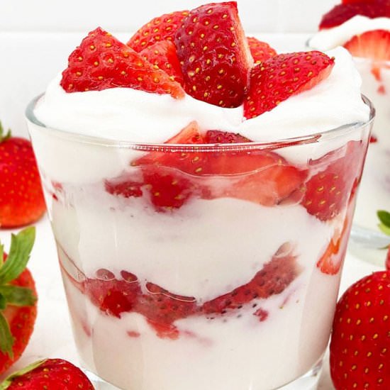 Strawberries and Cream - Recipe photo by Cakewhiz