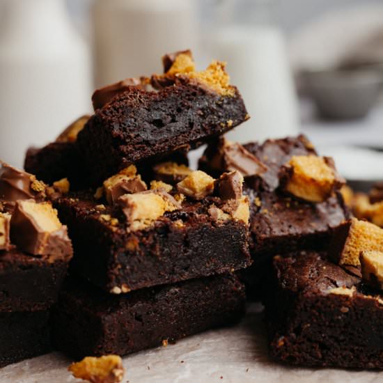 Honeycomb Caramel Brownies - Recipe photo by alpineella