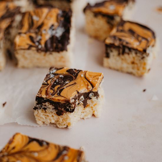 Butterscotch Rice Krispie Treats - Recipe photo by alpineella