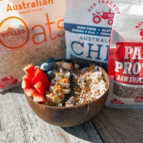 Healthy Oatmeal Coconut Bowl - Recipe photo by coconutsy