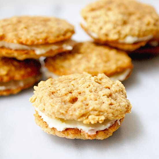 Oatmeal cream pies - Recipe photo by evabakes