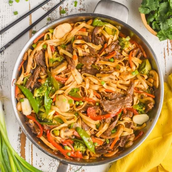 Beef Lo Mein - Recipe photo by simplejoy