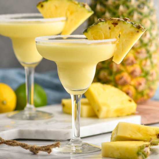 Pineapple Margarita - Recipe photo by shakedrinkrepeat