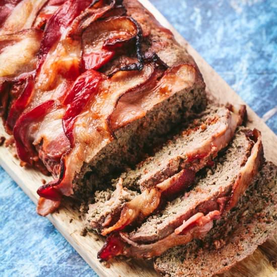 Bacon-Wrapped Meatloaf - Recipe photo by lesyaholzapfel