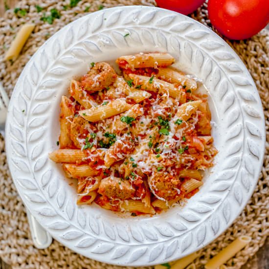 Spanish Tomato & Sausage Pasta - Recipe photo by Spain on a Fork