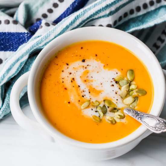 Keto Butternut Squash Soup - Recipe photo by lesyaholzapfel