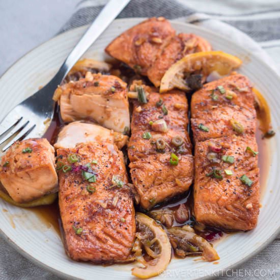 Salmon with Honey Garlic Sauce - Recipe photo by Rivertenkitchen