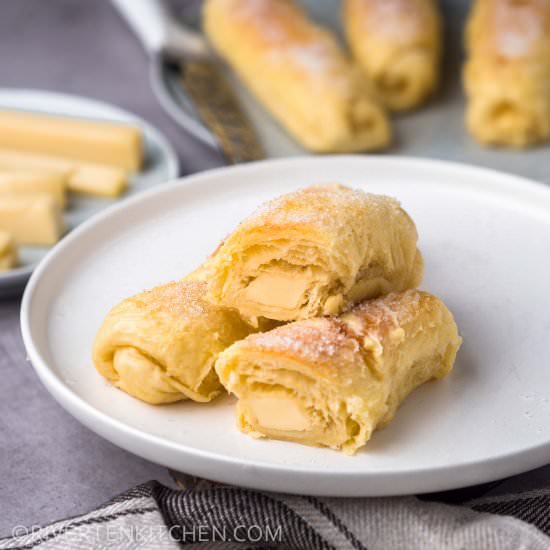 Soft Cheese Bread Rolls - Recipe photo by Rivertenkitchen