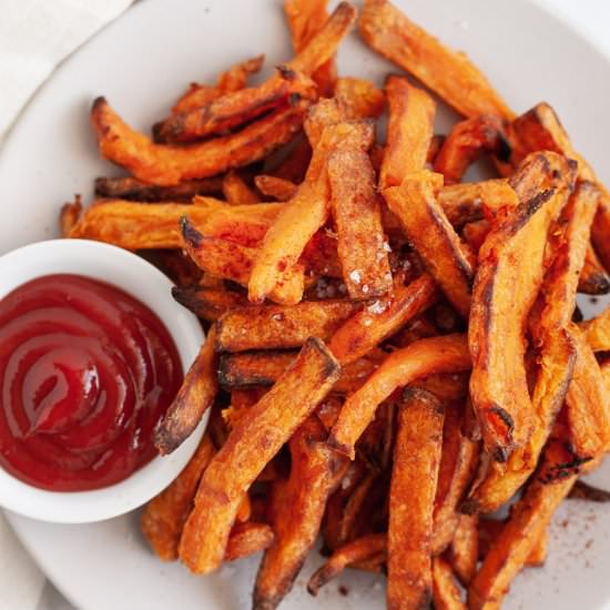 Air Fryer Frozen Sweet Potato Fries - Recipe photo by thymeandjoy