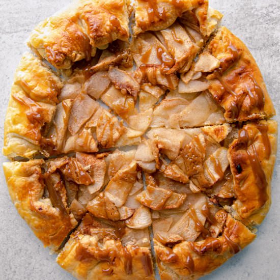 Salted Caramel Apple Galette - Recipe photo by kalememaybe