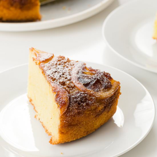 Lemon Olive Oil Cake - Recipe photo by cupcakeproject