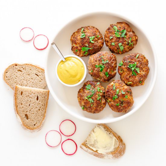 Frikadellen (German Meat Patties) - Recipe photo by mapleandmango