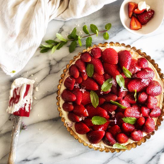 French Strawberry Pie - Recipe photo by French Foodie Baby