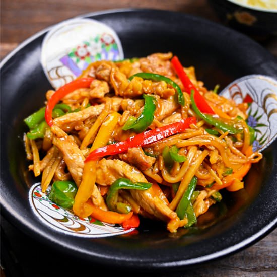 Chinjao Rosu Pepper Steak Stir Fry - Recipe photo by Sudachi Recipes