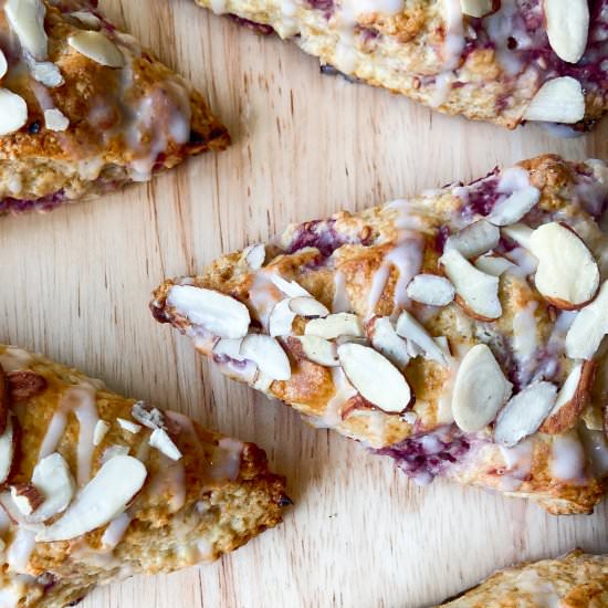 Almond Raspberry Scones - Recipe photo by Sugarylogic