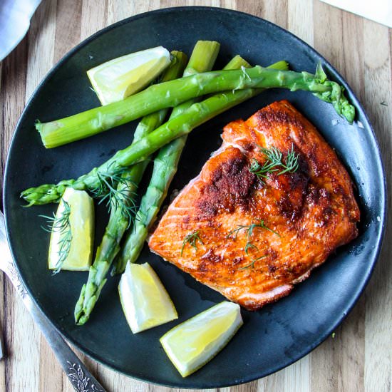 Air Fryer Salmon - Recipe photo by the food blog