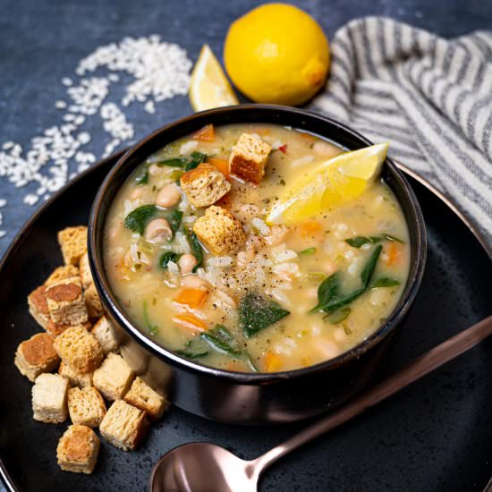 Vegan Lemon Rice Soup - Recipe photo by skinnyspatula