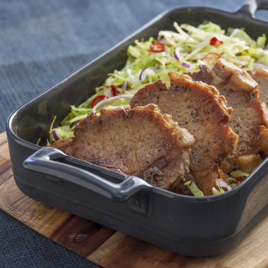 Pork chops with spicy cabbage salad - Recipe photo by nordicrecipebox