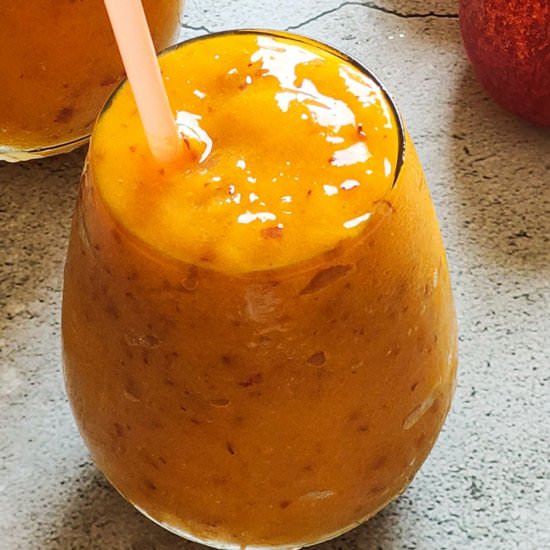 Peach mango smoothie - Recipe photo by greenbowl2soul