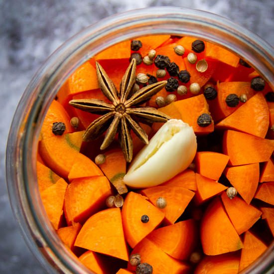 Fermented Carrots - Recipe photo by Devancameron