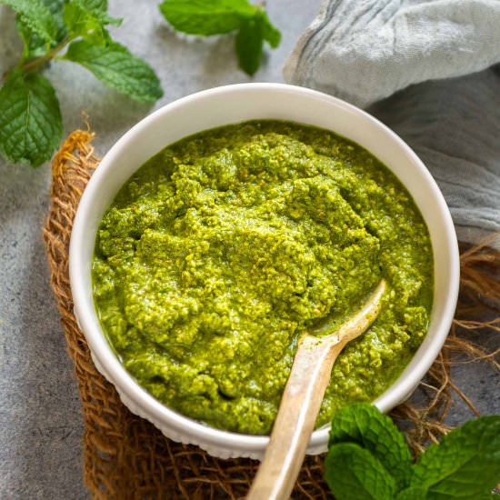 Mint Chutney - Recipe photo by Whiskaffair