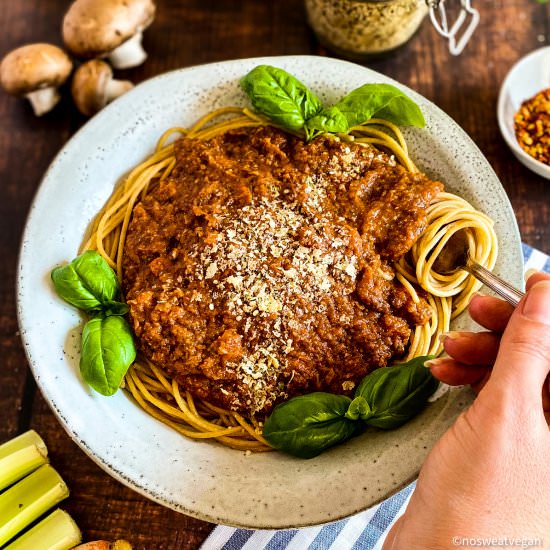 Vegan Lentil Bolognese Sauce - Recipe photo by No Sweat Vegan