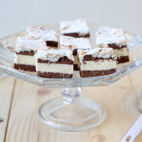 Cocoa and coconut cake - Recipe photo by mecooks.com