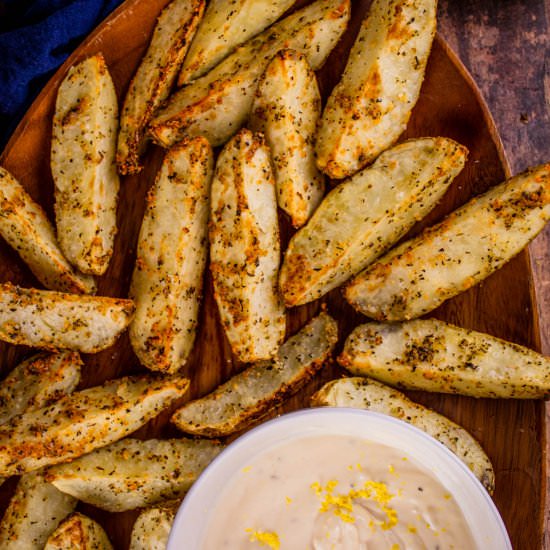 Crispy Potato Wedges with Dip - Recipe photo by SaporitoKitchen