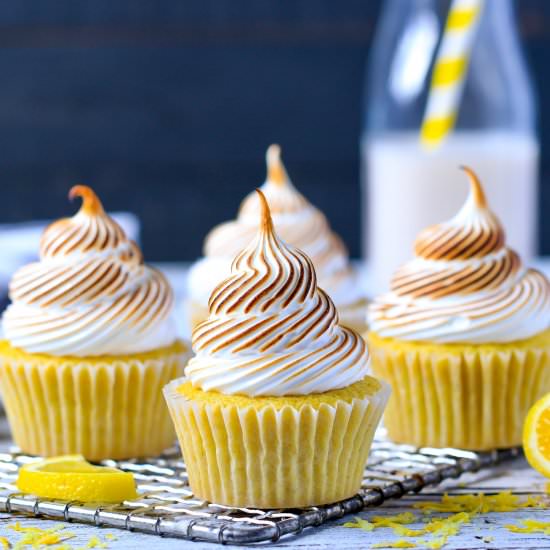 Gluten-Free Lemon Meringue Cupcakes - Recipe photo by Nataliewaybakes