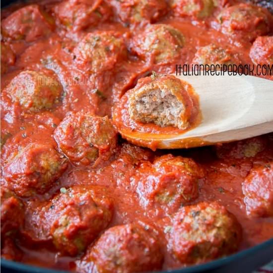 Polpette – Italian Meatballs - Recipe photo by ItalianRecipeBook