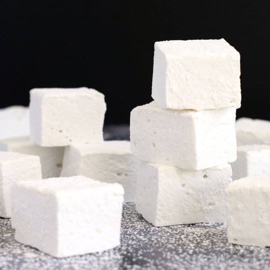 Marshmallows Recipe - Recipe photo by Hungry Happenings