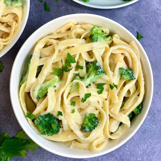 Instant Pot Fettuccini Alfredo - Recipe photo by indianveggiedelight
