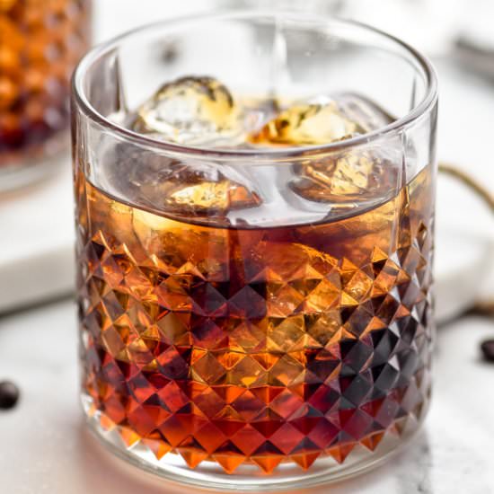 Black Russian - Recipe photo by shakedrinkrepeat