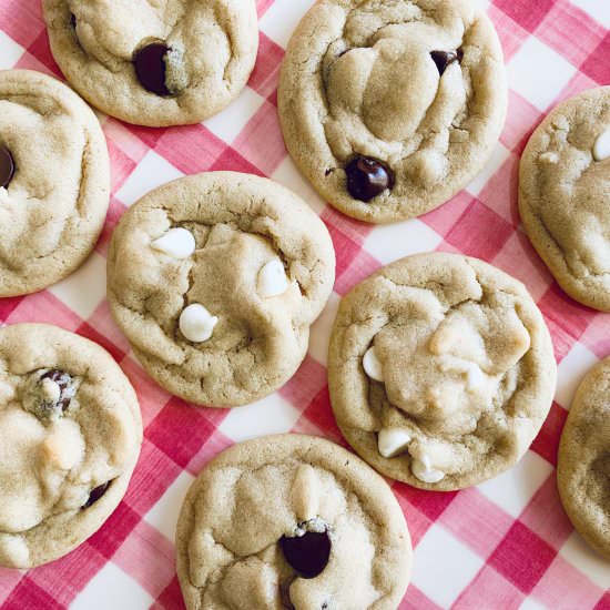 Chewy Chocolate Chip Cookies - Recipe photo by poordrwife