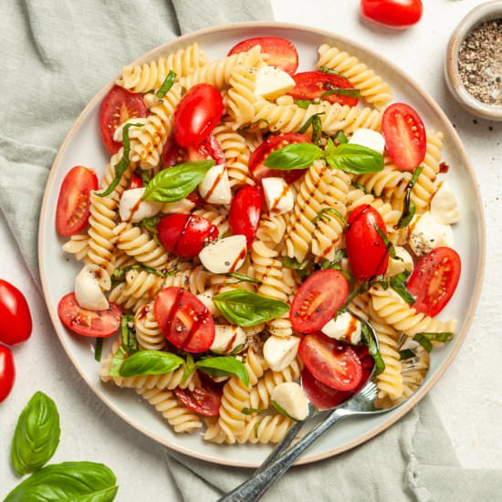 Caprese Pasta Salad - Recipe photo by itsnotcomplicatedrecipes
