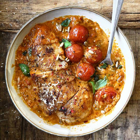 Creamy Red Pesto Chicken - Recipe photo by servingdumplings