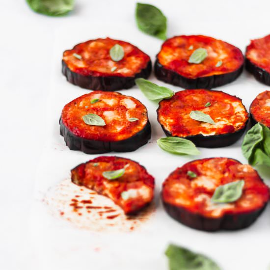 eggplant pizzas - Recipe photo by damnspicy