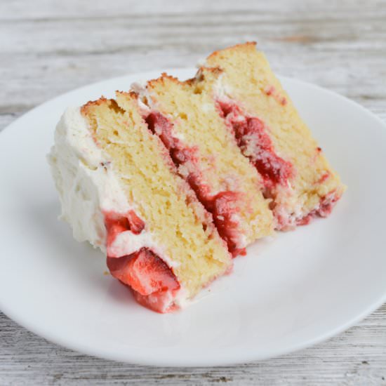 keto strawberry shortcake cake - Recipe photo by heyketomama
