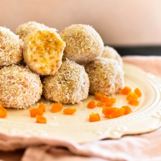 Apricot Balls - Recipe photo by cookingwithnanaling