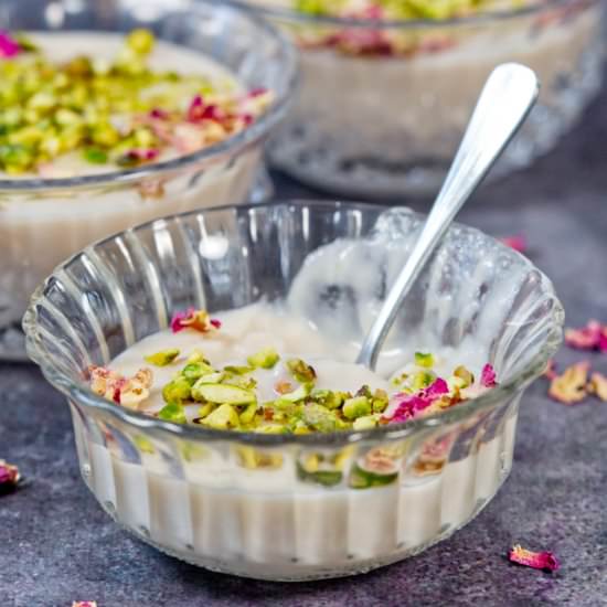 Muhallabi (Lebanese Milk Pudding) - Recipe photo by Plant Based Folk