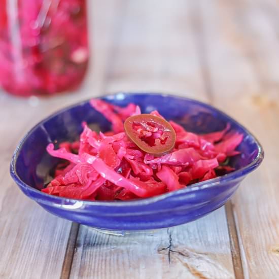 Quick Pickled Red Cabbage - Recipe photo by HIldaskitchenblog